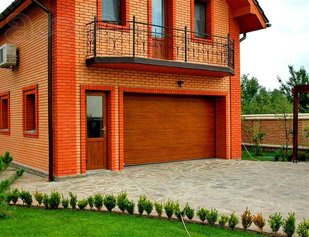 Гаражные секционные ворота Trend